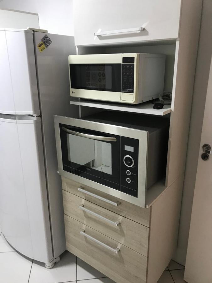 Apartamento á 30 Metros Praia, Com Vista Mar.