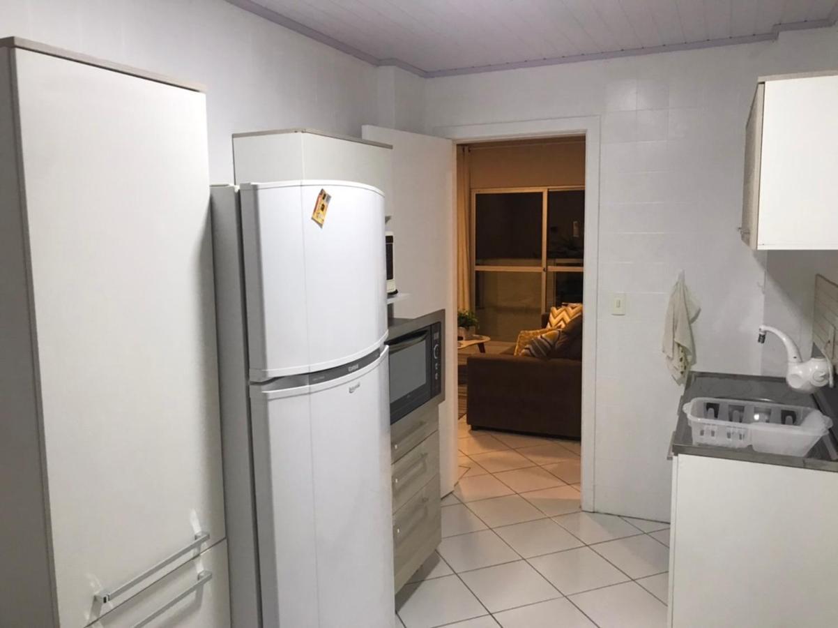 á 30 Metros Praia, Com Vista Mar. Apartamento *