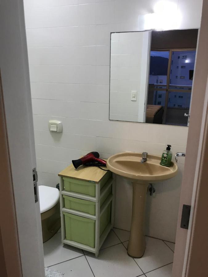 á 30 Metros Praia, Com Vista Mar. Apartamento